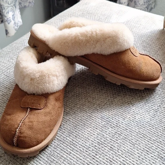 Uggs coquett sheepskin slippers womens sz 11 - Picture 1 of 6